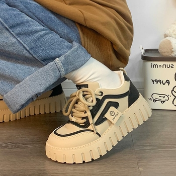 Γυναικεία Παπούτσια με Χοντρή Σόλα που Ανεβάζουν το Ύψος Μοντέρνα Λευκά Παπούτσια Υψηλής Αξίας, Διάσημα στο Διαδίκτυο, Μοντέρνα Casual Παπούτσια