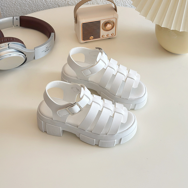 Meiteņu sandales 2025. gada platformas apakšdaļa ar biezu apakšdaļu, augstpapēžu sandales lieliem bērniem, ikdienas vasaras bieza papēža Eiropas un Amerikas universālās sandales