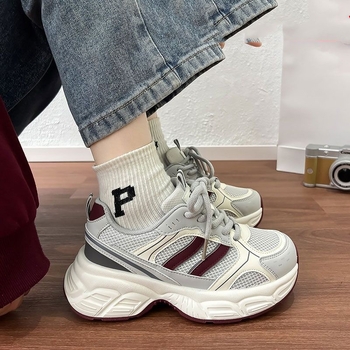 Laisvalaikio „Torre“ batai moterims 2025 m. ploni, kvėpuojantys, tinklelio, maži, stori padai, padidinto dydžio, sportbačiai moterims.