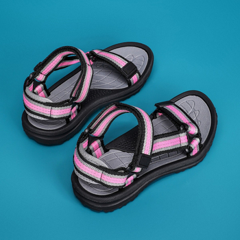 Vairumtirdzniecības pārrobežu bērnu sandales 6-12 gadu vecumā 2025. gada vasaras jaunas meiteņu modes āra neslīdošas pludmales modes kurpes