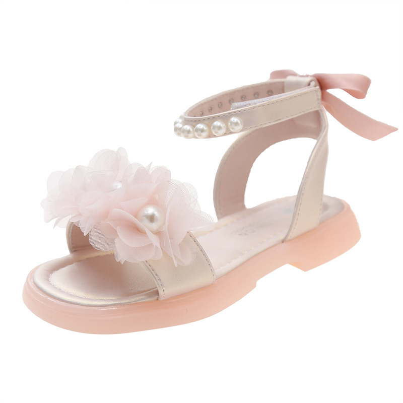 Meiteņu sandales Stilīgas mazas meitenes princeses kurpes 2024. gada jaunās vasaras bērnu Chanel stila neslīdošas romiešu kurpes, modernas