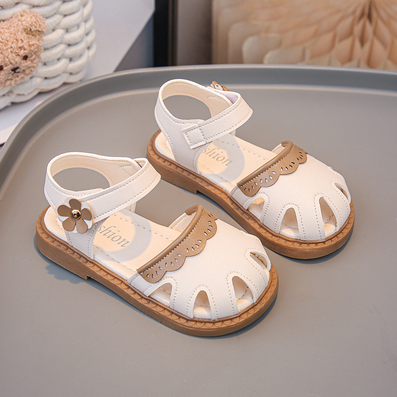 Meiteņu ikdienas modes sandales 2025. gada vasarai, jaunā stila Baotou mīksta apakšdaļas bērnu apavi, stilīgas mežģīņu neslīdošas princeses kurpes