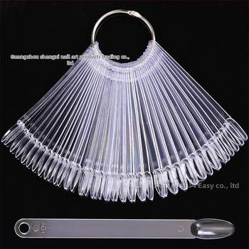 Πλάκα επίδειξης τέχνης νυχιών κομμάτι νυχιών ψεύτικο νύχι κοντό οβάλ 50 τεμάχια με σιδερένιο δακτύλιο ανεμιστήρα χρωματική κάρτα βερνίκι νυχιών εργαλείο χρωματικής κάρτας