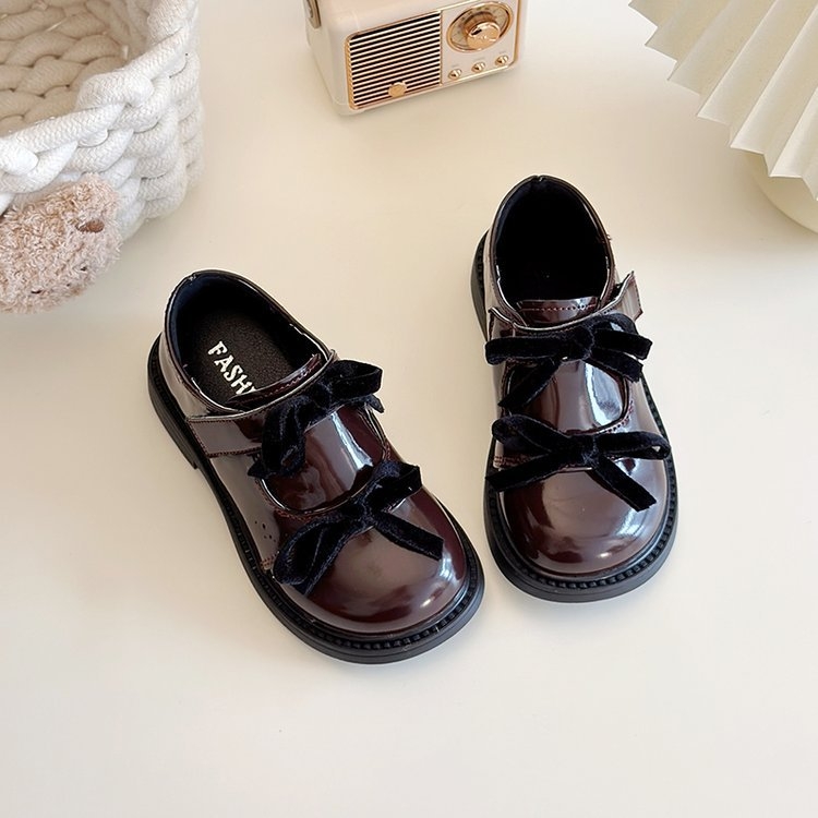 2025. aasta kevad- ja sügiskingad, väikese tüdruku temperamendiga lipsuga printsessikingad, Korea temperamendiga erksad nahast kingad tüdrukutele