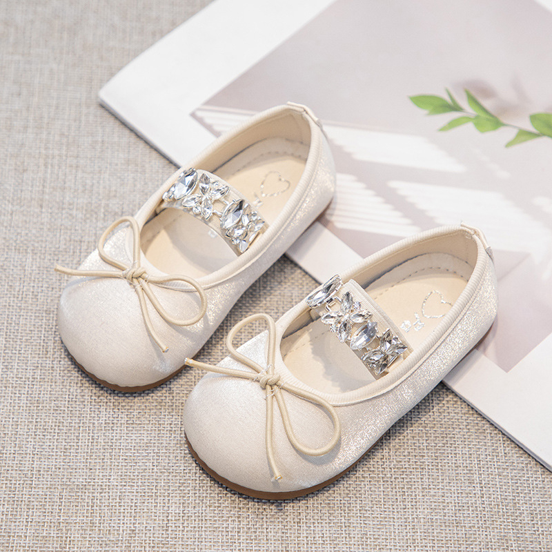 2024. gada pavasara un vasaras meiteņu jaunās korejiešu stila sieviešu mazuļu baleta kurpes ar bantēm un princeses mirdzuma dimanta zīda deju kurpes