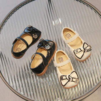 2025. aasta kevad- ja sügistooted, uued tüdrukute valged nahast kingad, sportlikud kingad, sportlikud kingad, printsessikingad, väikesed nahast kingad, lastele ja üliõpilastele, pehmed kingad.