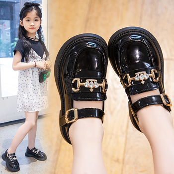 Lastejalatsid Kevadised lakknahast lastejalatsid Tüdrukute printsessikingad Libliklilledega moodsed tüdrukute kingad Madala suuga tudengikingad