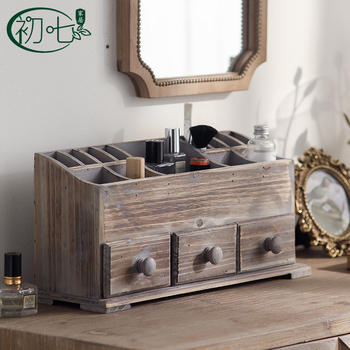 Vintažinė medžio masyvo stalinė kosmetikos dėžutė, dekoratyvinė spintelė, antikvarinė, sena, paprastos apdailos, antikvarinė tualetinė dėžutė