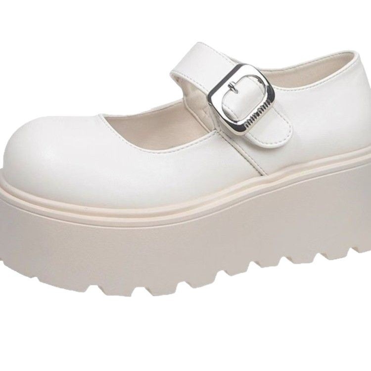 Užsienio prekybos „Preppy“ stiliaus maži odiniai bateliai 2025 m. pavasariui ir vasarai. Nauji JK storapadžiai, aukštį didinantys plokščiapadžiai, retro stiliaus vienos sagos Mary Jane bateliai.