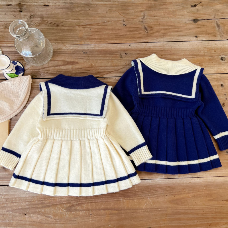 Mergaitės tamsiai mėlyno stiliaus megztinė suknelė Mergaitės kūdikio rudens suknelė Korėjietiško stiliaus vaikiški drabužiai Ilgomis rankovėmis megzta klostuota suknelė kūdikiui