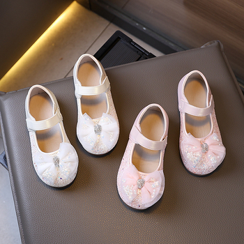 Mergaitiški maži odiniai bateliai, vaikiški bateliai su kaspinu, princesės stiliaus bateliai, rudeniniai, nauji moteriški bateliai su lobiais, mergaitėms, minkšto pado, maži, vientisi bateliai.