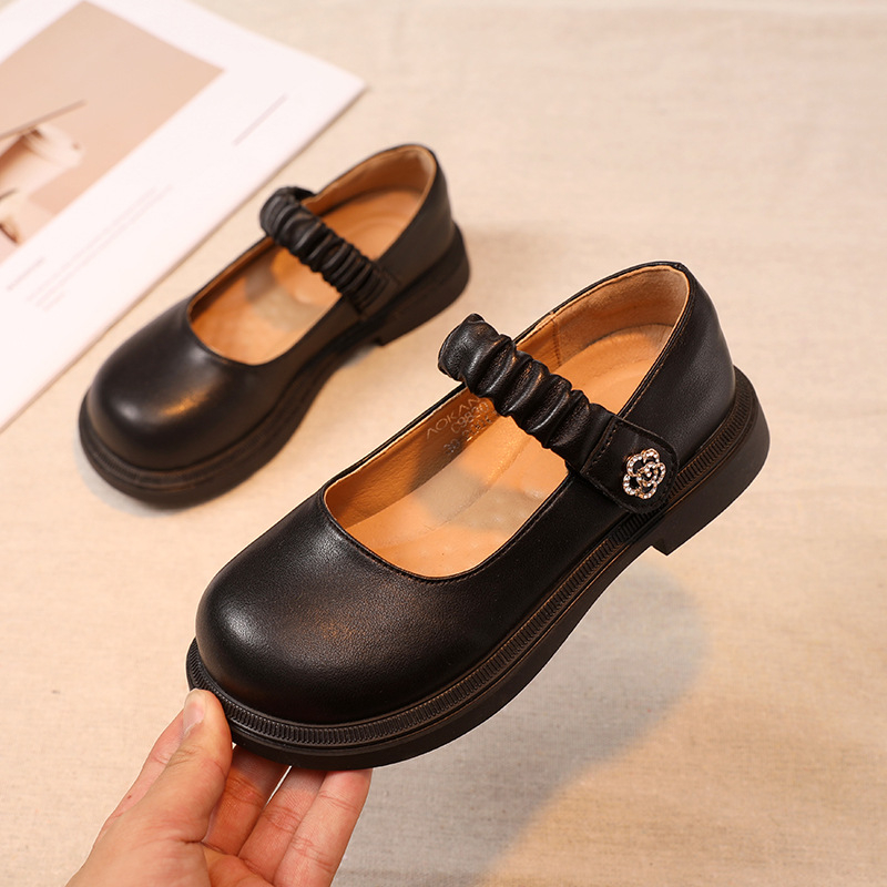 Tüdrukute nahkkingad, uued tüdrukute kingad, pehme tallaga lastekingad, keskmised ja suured lastekingad igaks aastaajaks, mitmekülgsed printsessi väikesed nahkkingad