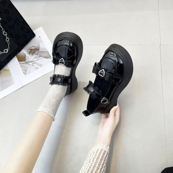 Madingi korėjietiško stiliaus laisvalaikio moteriški batai 2024 m. pavasario ir vasaros apvaliais pirštais, plokščiais, negiliais, kvėpuojančiais kaspino kaspinais, Mary Jane bateliai