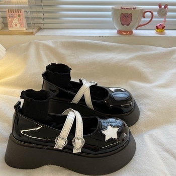 Madingi prancūziški storapadiai apvaliomis nosimis maži odiniai moteriški bateliai 2024 m. vasarai, naujas stilius su sijonu, Mary Jane retro storakulniai bateliai