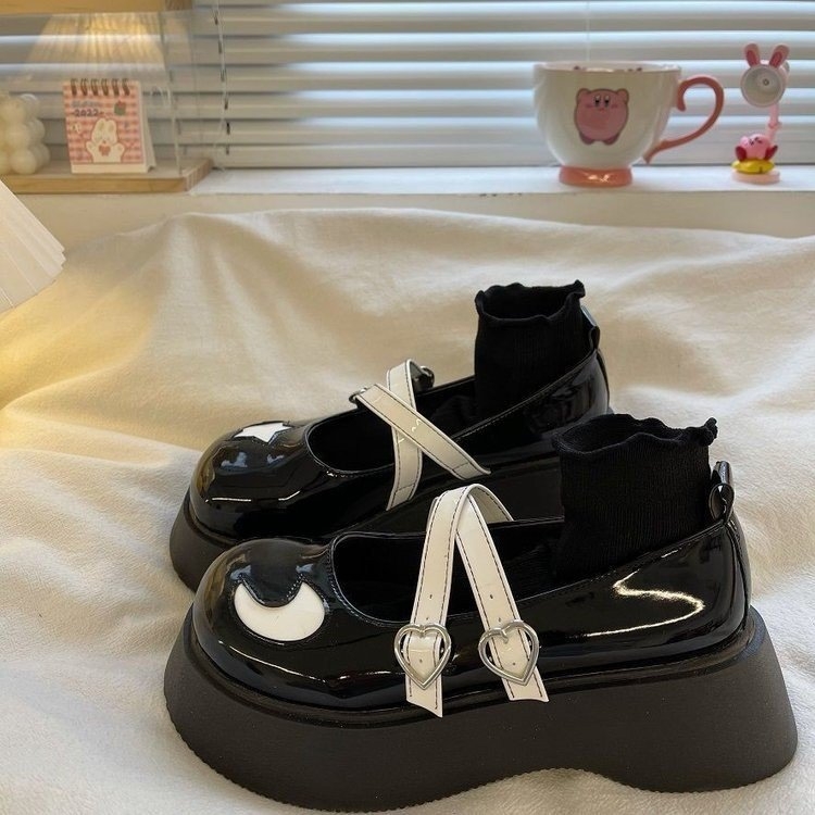 Madingi prancūziški storapadiai apvaliomis nosimis maži odiniai moteriški bateliai 2024 m. vasarai, naujas stilius su sijonu, Mary Jane retro storakulniai bateliai