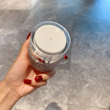 Piiriülesed väliskaubanduse tootjad müüvad otse 15 ml näokreemi doseerimispudeleid, doseerimiskarpe, kosmeetikatoodete näidispudeleid, Ins Style`i