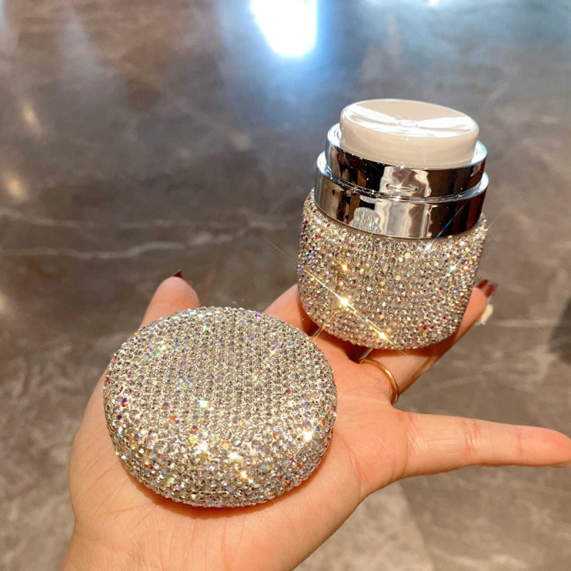 Tarpvalstybinės užsienio prekybos gamintojai tiesiogiai parduoda 15 ml veido kremo dozavimo buteliukus, dozavimo dėžutes, kosmetikos pavyzdžių tuščius buteliukus, „Ins Style“