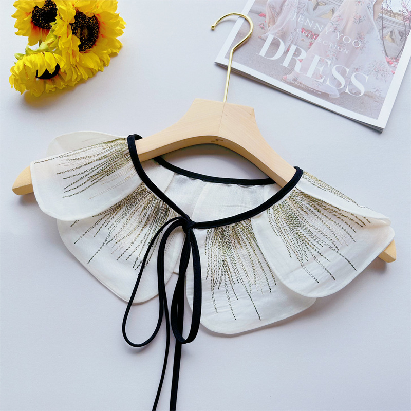 2025. gada jauna ziedlapiņu izšūta viltota apkakle ar mazu šalles apkakli, ziedu sieviešu apģērbs, kas atbilst stilam, rūpnīcas tiešās pārdošanas īpašais piedāvājums ražotājam