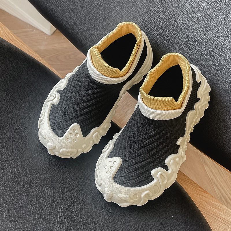 Patogūs ir universalūs 2025 m. pavasario ir vasaros nauji megzti moteriški bateliai tėčio bateliai minkštu padu japonų ir korėjiečių kalba