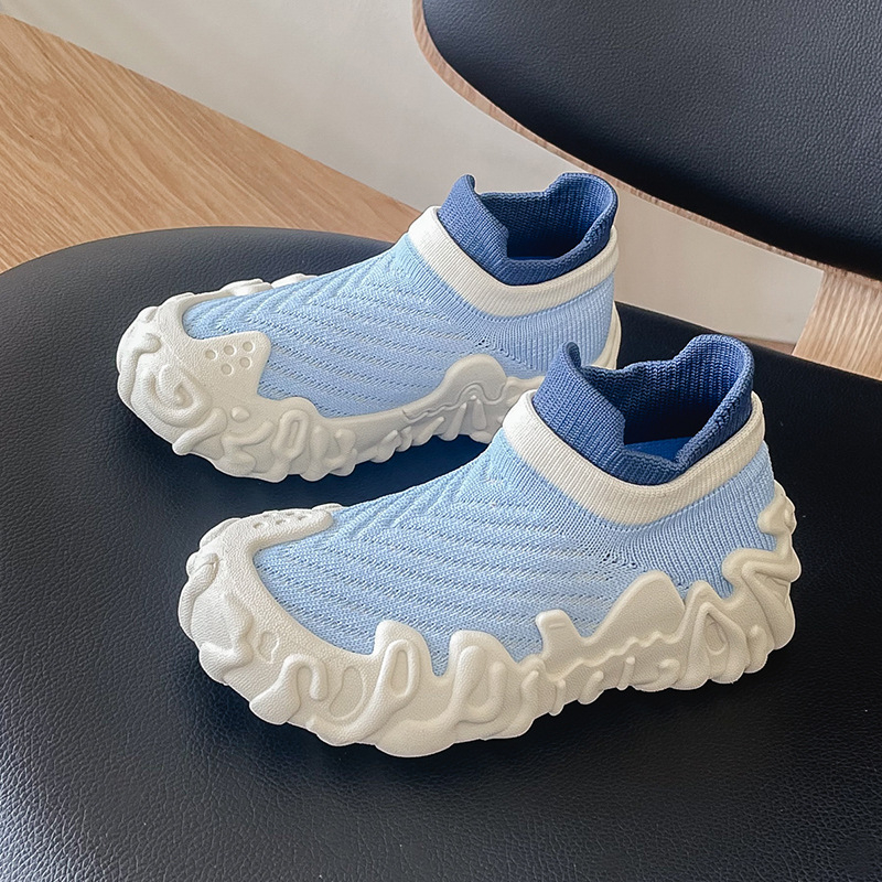 Patogūs ir universalūs 2025 m. pavasario ir vasaros nauji megzti moteriški bateliai tėčio bateliai minkštu padu japonų ir korėjiečių kalba