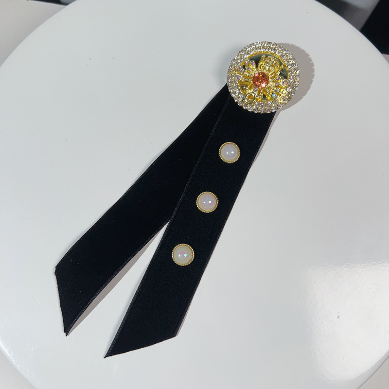 Tarpvalstybiniai papuošalai, britiškas vintažinis aksomas, perlų lydinio bitės sagė, aukštos kokybės apykaklė, mergaitiškų marškinių dekoracijos