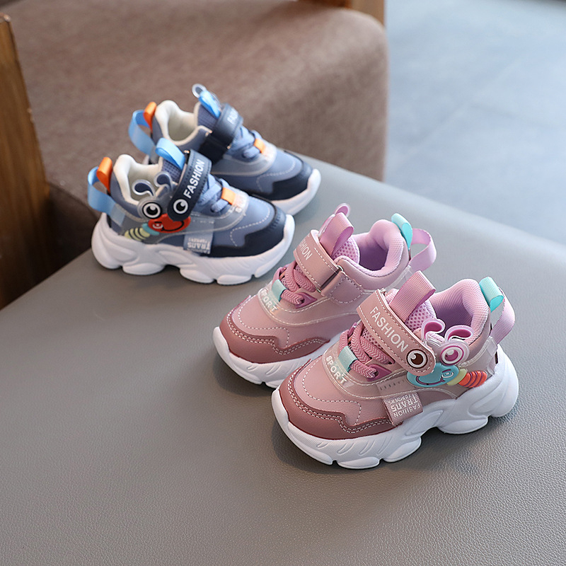 2023. aasta kevad ja sügis Uued 1-6-aastastele poistele ja tüdrukutele mõeldud nahksed tossud, lastejalatsid, libisemiskindlad pehme tallaga väikelapse kingad