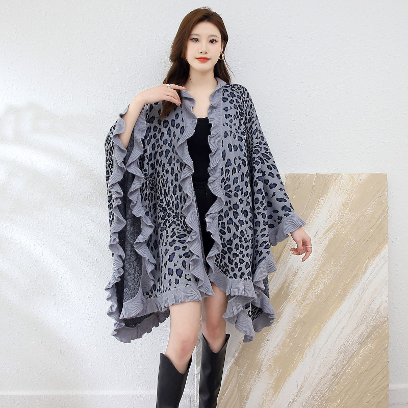 Нов слънцезащитен топъл шал с леопардови волани с наметало с дървени уши и плисирано плетено яке