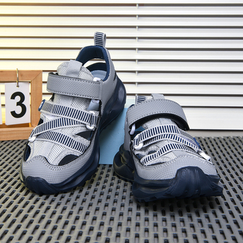 Δημοφιλή παπούτσια για αγόρια Καλοκαιρινά νέα αναπνεύσιμα σανδάλια με καπάκι στα δάχτυλα Παιδικά παπούτσια θαλάσσης Παπούτσια με σκελετό για αγόρια δημοτικού Δημοτικού Μοντέρνα