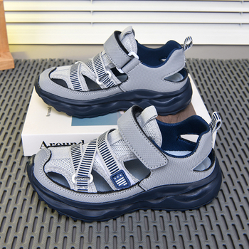 Δημοφιλή παπούτσια για αγόρια Καλοκαιρινά νέα αναπνεύσιμα σανδάλια με καπάκι στα δάχτυλα Παιδικά παπούτσια θαλάσσης Παπούτσια με σκελετό για αγόρια δημοτικού Δημοτικού Μοντέρνα