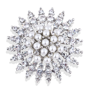 Lengva prabangi snaigės formos, deimantais įterpta lipni perlų korsažo moteriška rudens ir žiemos elegantiška sagė, aukštos kokybės šilko šaliko sagtis, gimtadienio dovana drabužiams