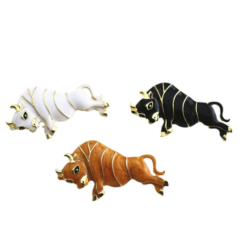 Модна ретро трицветна капка масло, брошка с крава във формата на крава, нов зодиакален животински стил, корсаж на едро