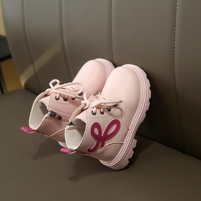 2024. gada pavasara un rudens jauni zēnu daudzpusīgi bērnu Martina zābaki jaunām meitenēm un zēniem, neslīdoši mīkstas zoles melnas ādas potīšu zābaki