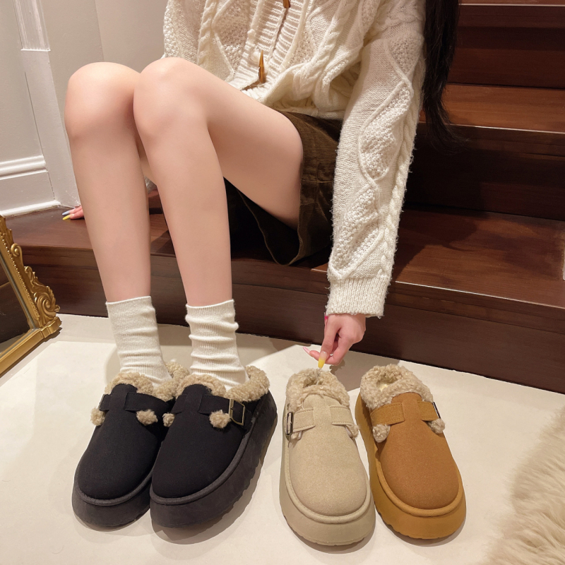 Корейски стил платформа с дебела подметка пухкави обувки за жени, нови зимни ботуши за връхно облекло 2025, топли памучни обувки с полар, полу-флоп, за жени