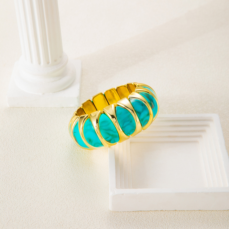 Eiropas un Amerikas Savienoto Valstu pārrobežu pārspīlēta nišas personības aproce zaļa, augstas izjūtas ģeometriska, neregulāra aproce modes, modernas rotaslietas