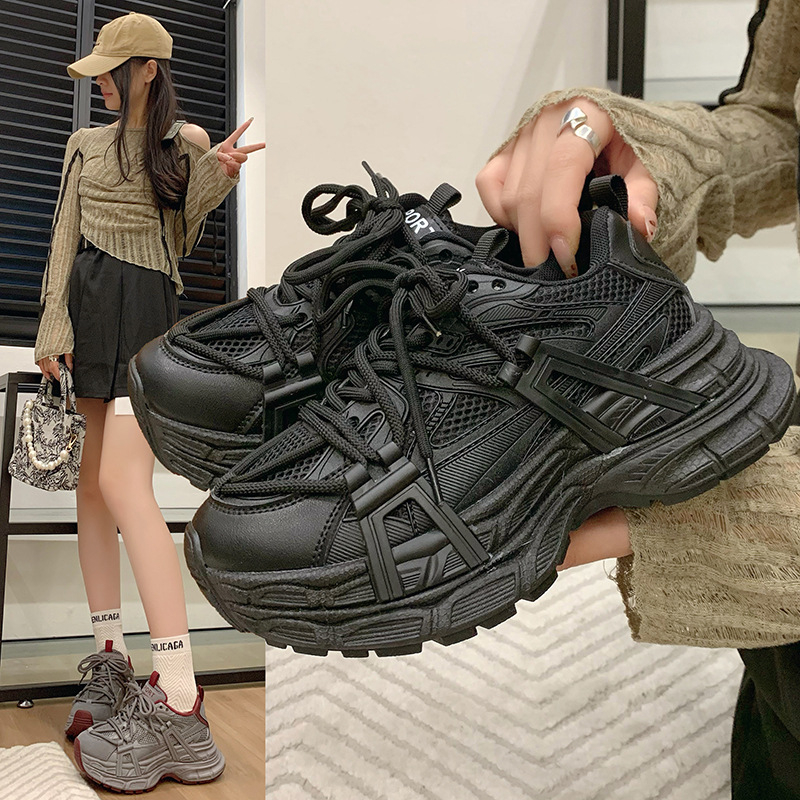 Дебели подметки за малък ръст, универсални обувки за татко, нови обувки 2024, дамски горещи, меки подметки, спортни дамски обувки, които не уморяват краката