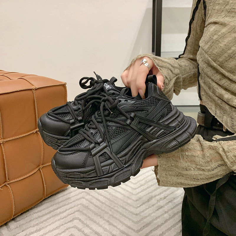 Дебели подметки за малък ръст, универсални обувки за татко, нови обувки 2024, дамски горещи, меки подметки, спортни дамски обувки, които не уморяват краката