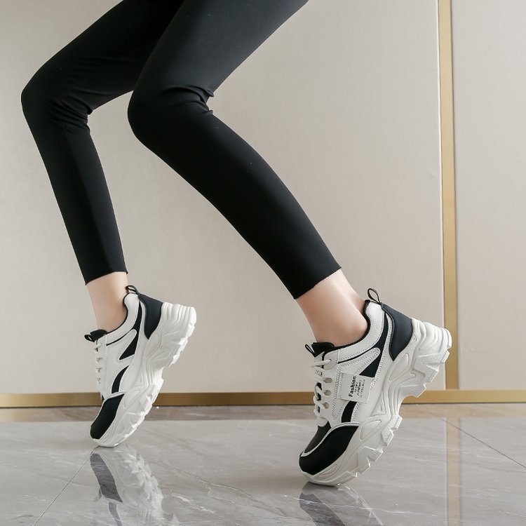 Спортни обувки за жени, пролетни нови обувки с дебела подметка и връзки, ежедневни обувки, модни стари обувки