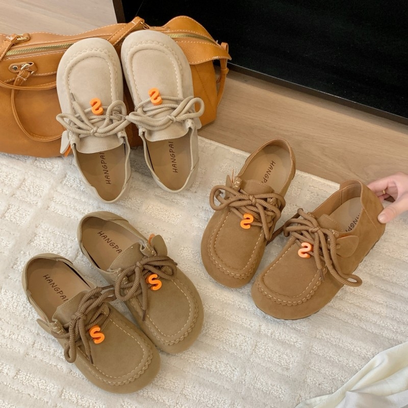 Eiropas ķengura stila Birkenstock sieviešu apavi 2025. gada rudens jaunās retro daudzpusīgās plakanās kurpes ikdienas cepures stilā modernas kurpes