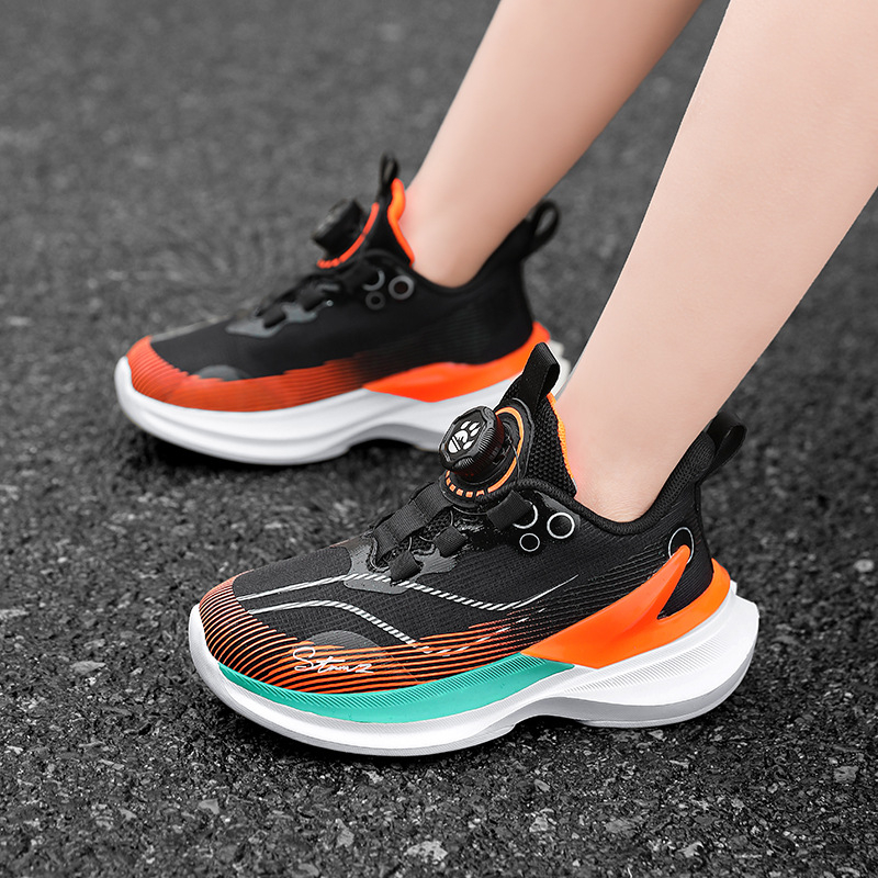 Zēnu apavi Vasaras jauni elpojoši bērnu sieta sporta apavi vidējiem un lieliem bērniem Viegli meiteņu ikdienas skriešanas apavi