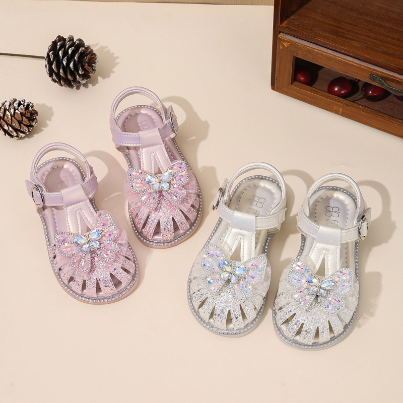 Сандали с кристали за момичета, малки момичета, детски обувки Baotou, лято 2025, нов стил, дамски обувки с кристали, детски принцеси