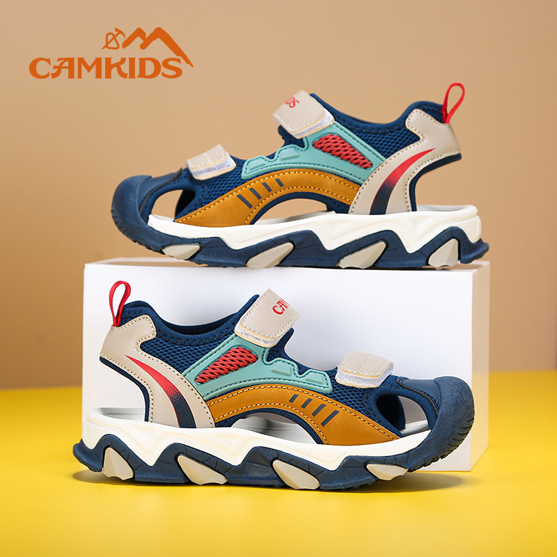 Rūpīgi atlasīti Camkids Little Camel bērnu apavi. Jaunas vasaras bērnu sandales zēnu un meiteņu pludmales apavi. Ražotājs, kas piedāvā dropshipping pakalpojumus.