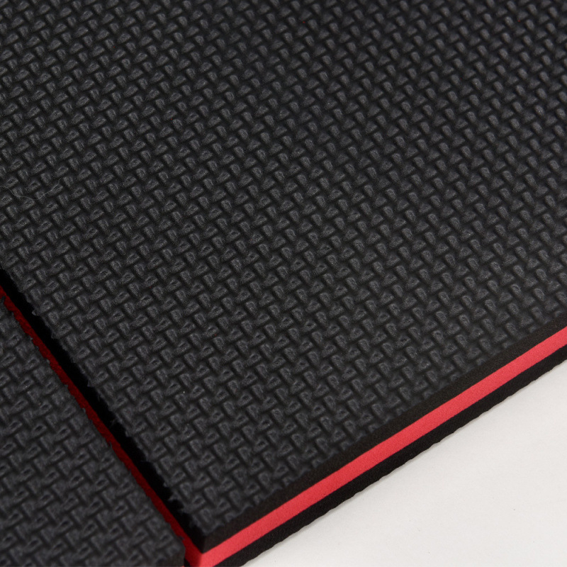 Сгъваема постелка от EVA, високоеластична, релефна, постелка за коленичене от EVA, противоплъзгаща се постелка за гараж, външна постелка за катерене с 60% сгъване, пяна за катерене