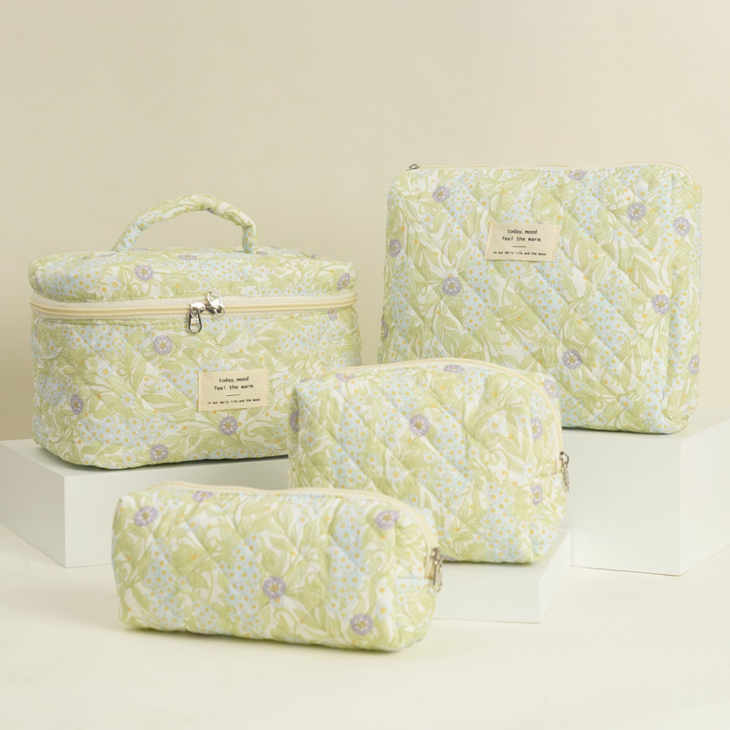 Lielas ietilpības stepēta kosmētikas soma ar ziedu rakstu, četrdaļīgs komplekts, pārnēsājams kokvilnas auduma zīmuļu maciņš, trīsdaļīgs ceļojumu komplekts