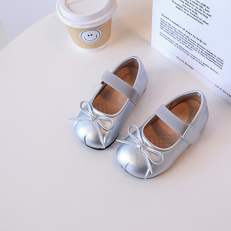 Tüdrukute nahast kingad beebitüdrukute printsessikingad 2025. aasta kevad- ja sügiskingad uued pehme tallaga balletikingad laste üheosalised kingad laste esinemiskingad