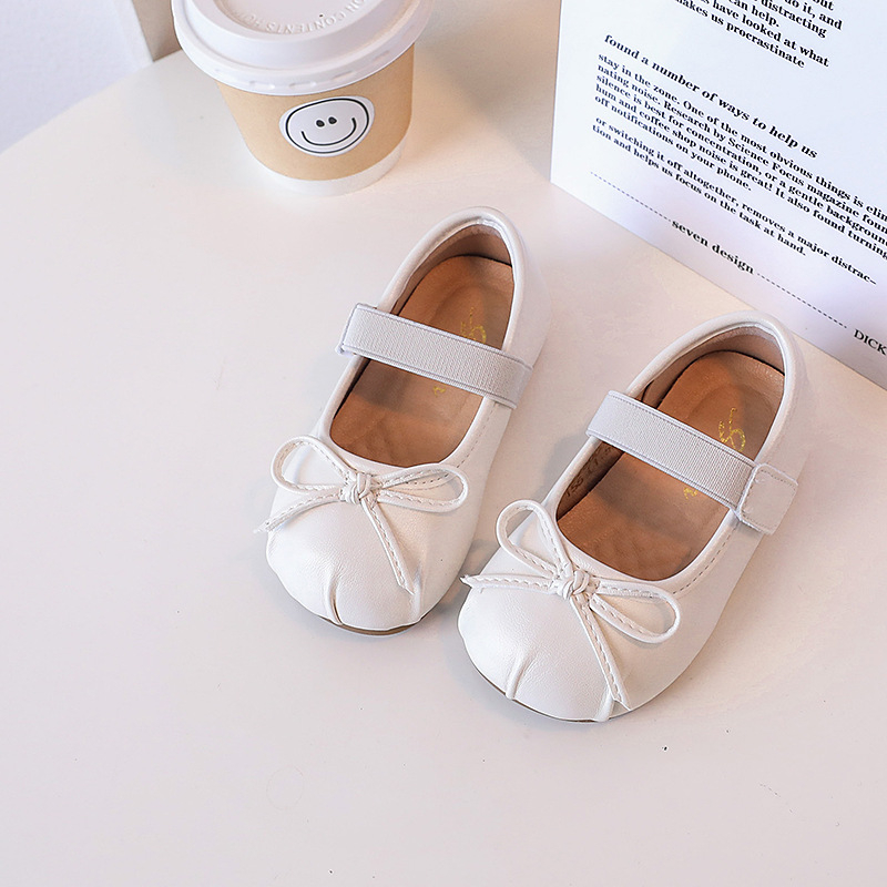 Tüdrukute nahast kingad beebitüdrukute printsessikingad 2025. aasta kevad- ja sügiskingad uued pehme tallaga balletikingad laste üheosalised kingad laste esinemiskingad