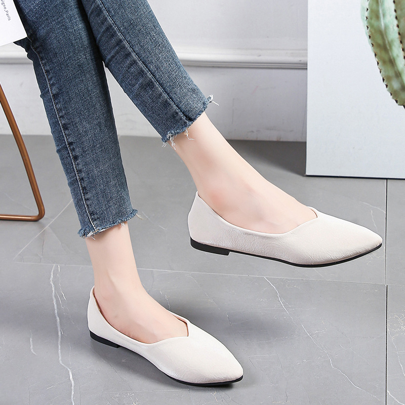 Pantofi simpli pentru femei, de primăvară și toamnă, noi, comerț exterior, mărime plus, ascuțit, confortabil, cu gură superficială, îmbrăcăminte casual exterioară, pantofi cu fund moale, pantofi cu fasole, en-gros