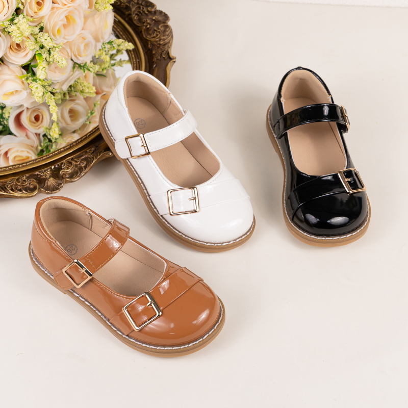 2025 Pantofi noi pentru fete, prințesă, culoare pură, stil preppy, pantofi din piele pentru fete, versatili, din piele lăcuită, pantofi pentru copii de primăvară și toamnă, transfrontalieri