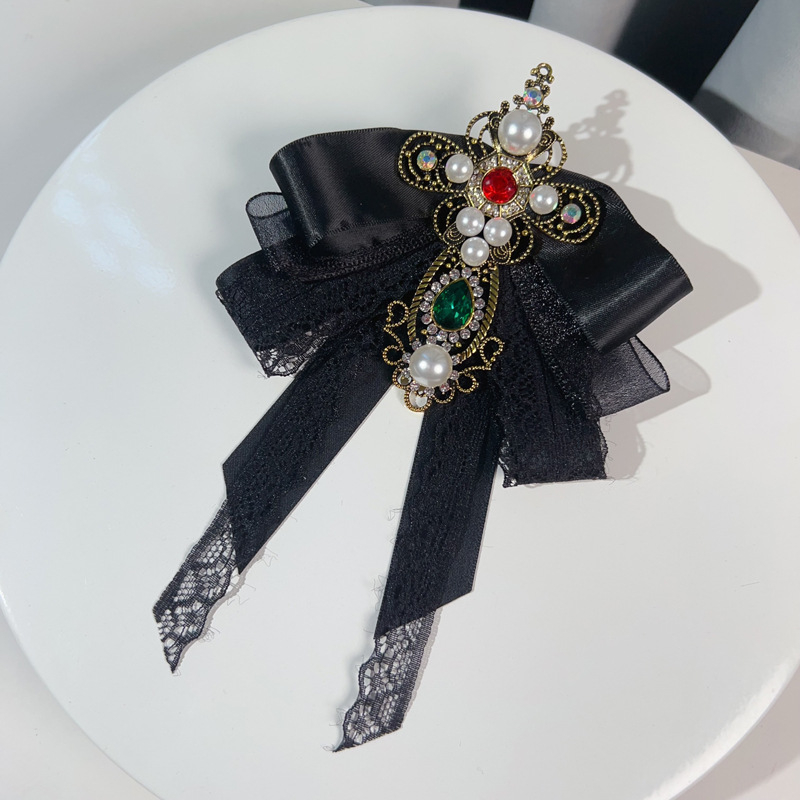 Дамска брошка с голяма панделка в европейски бароков винтидж готически стил с кръстосан корт и дантела Лолита