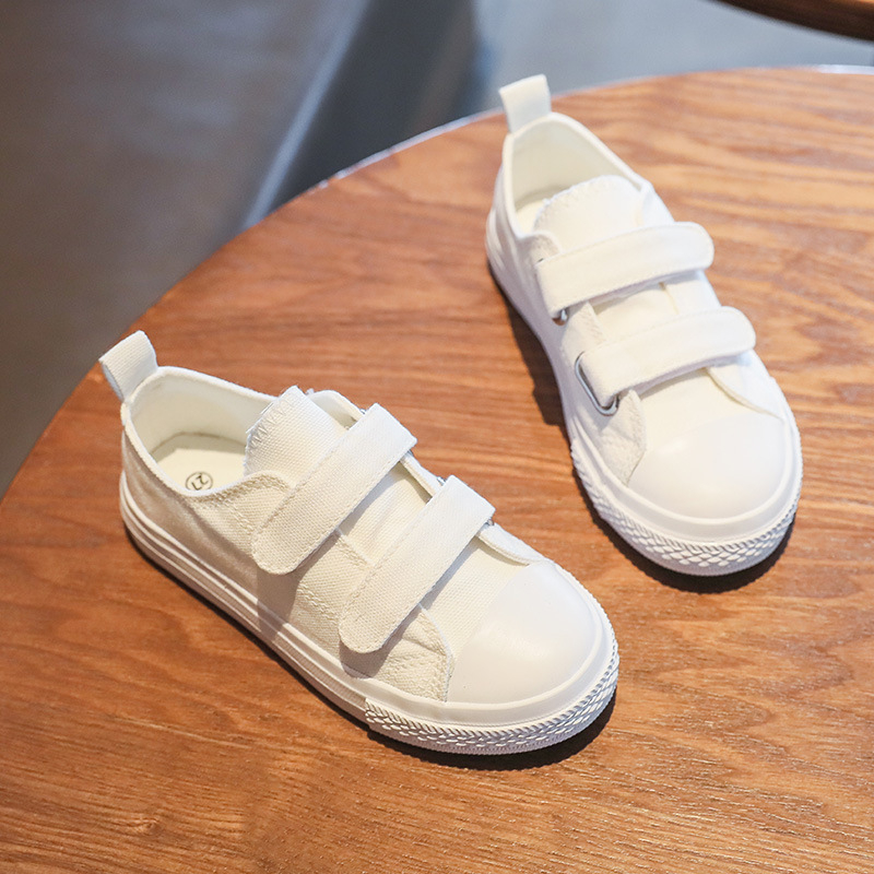 Bērnu audekla apavi 2025. gada pavasarī, jauni meiteņu audekla apavi, zēnu baltas kedas, mazuļu un skolēnu apavi maziem un vidējiem bērniem