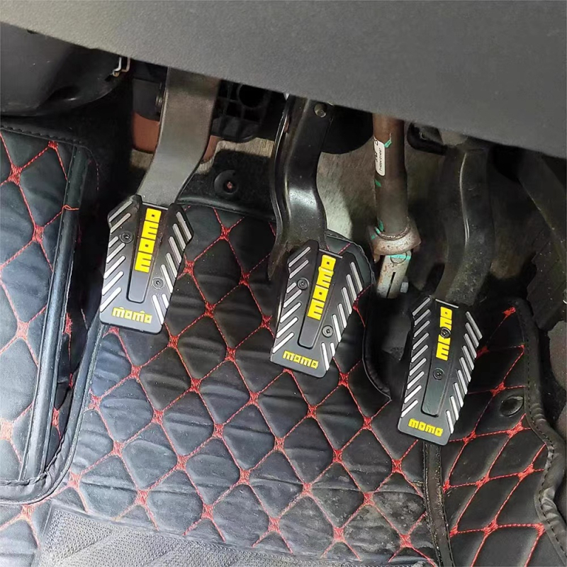 Ръчен педал за кола MOMO модифициран ръчен педал за скоростна кутия педал на газта съединител спирачка универсален педал